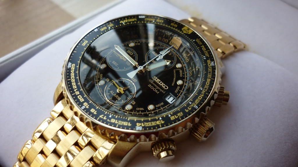 seiko flightmaster chronograph sna411